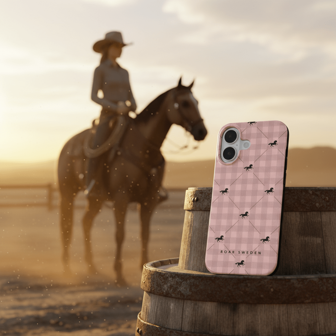 Plaid Horse och Cowboy – nya mönstrade mobilskal i westernstil för iPhone och Samsung - Roar Sweden