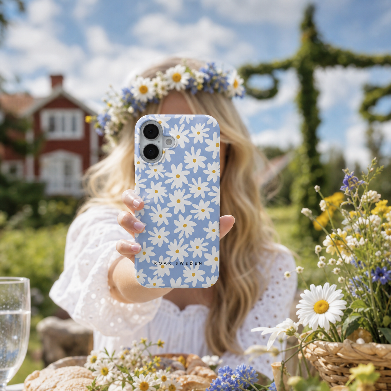 Midsommarskal: blommiga mobilskal som passar midsommar – guide