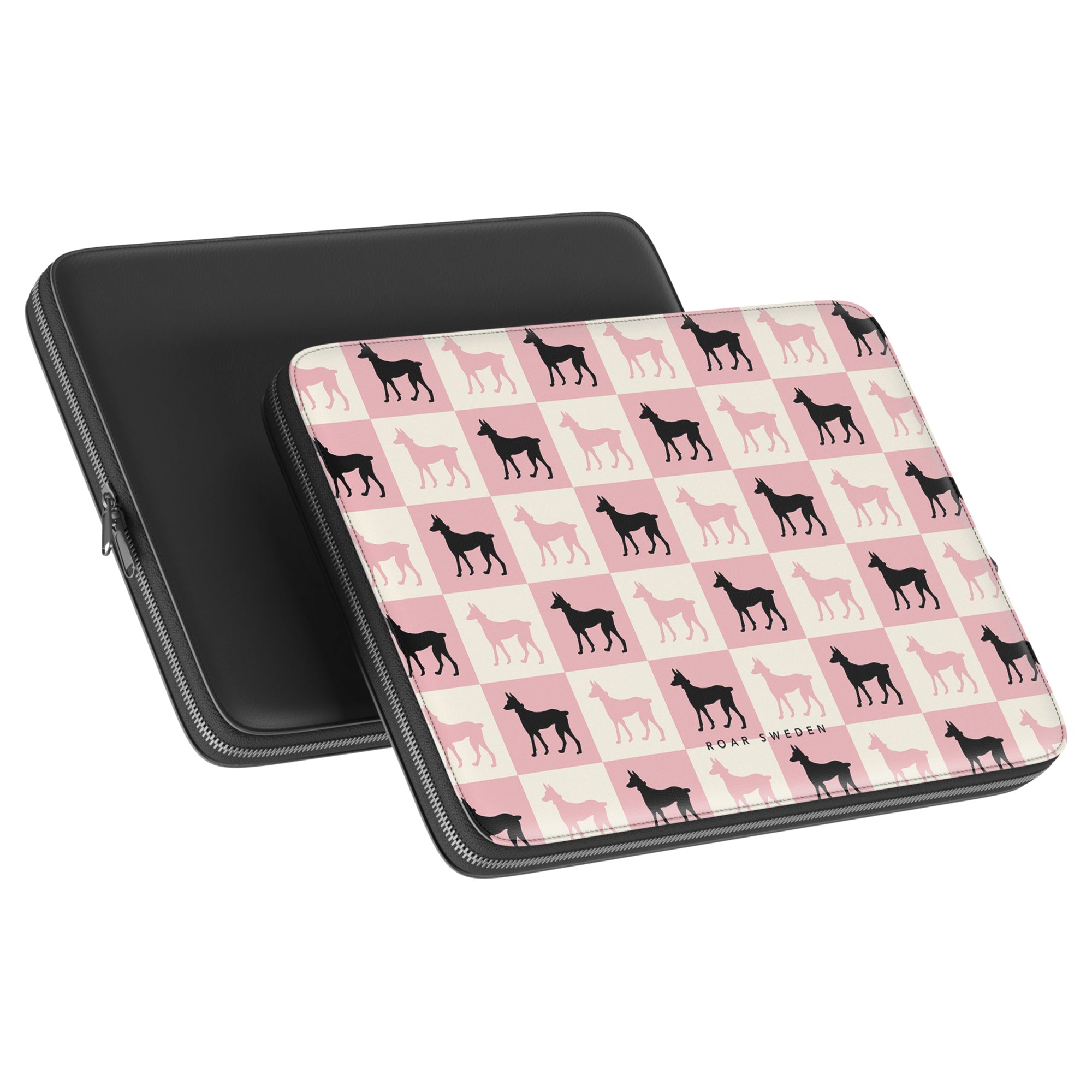 Chequer Doberman - Laptopfodral - Roar Sweden