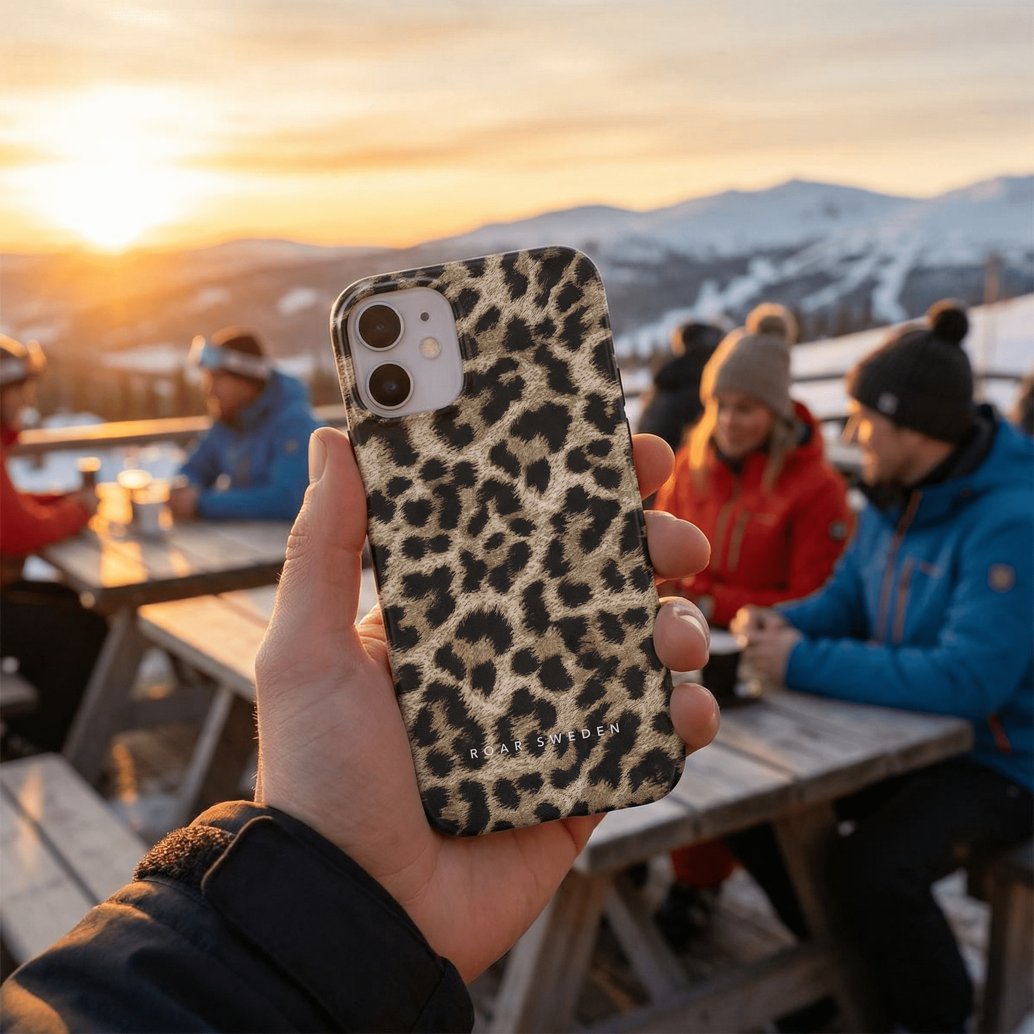 Mobilskal med djurmönster – designtrend - Roar Sweden