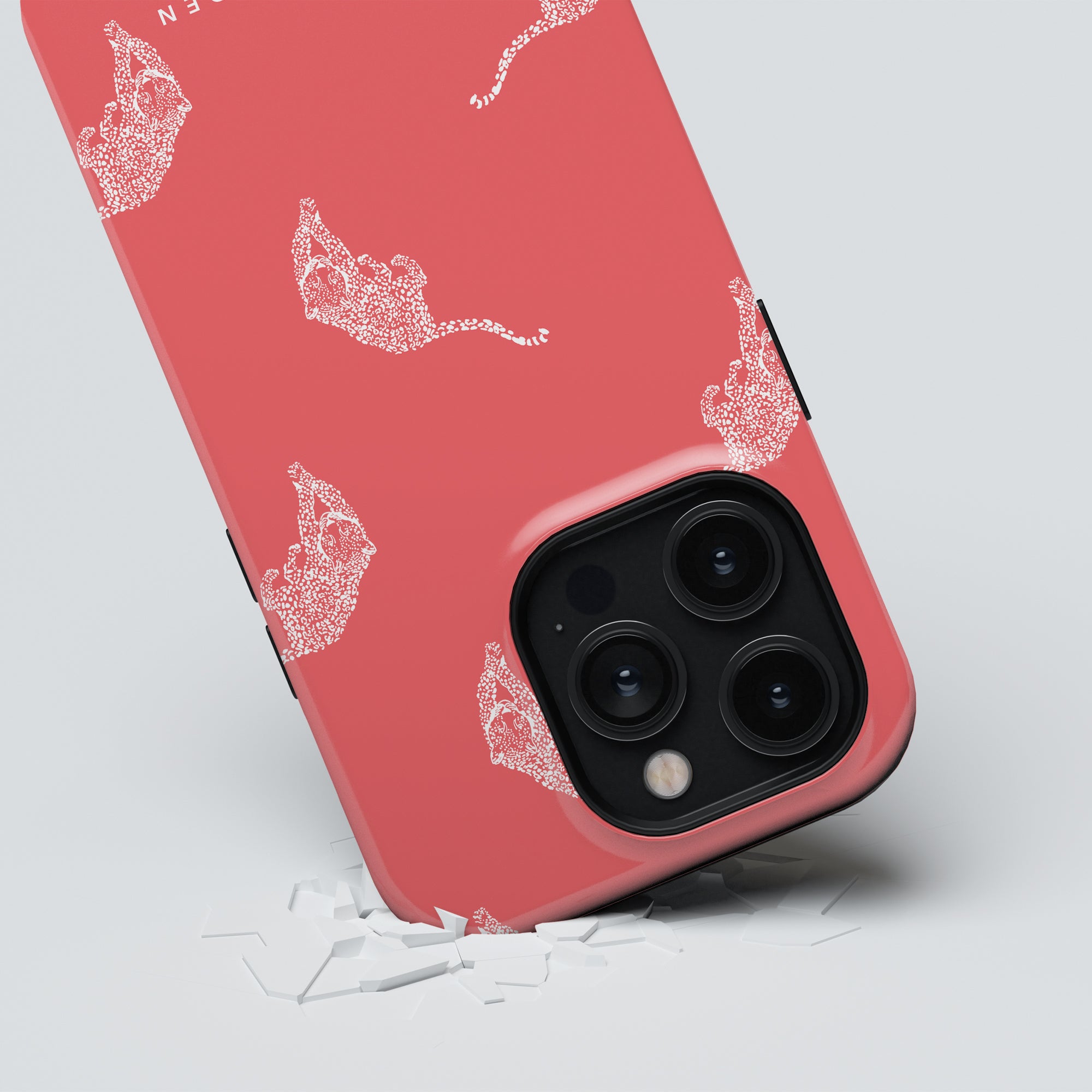 Kitty Coral - Magsafe Case - Roar Sweden